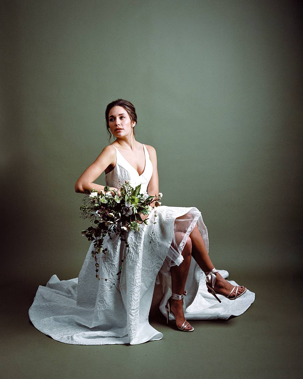 2002 charleston studio bridal portrait green seamless florals kodak portra 160 film strobes 00013_web