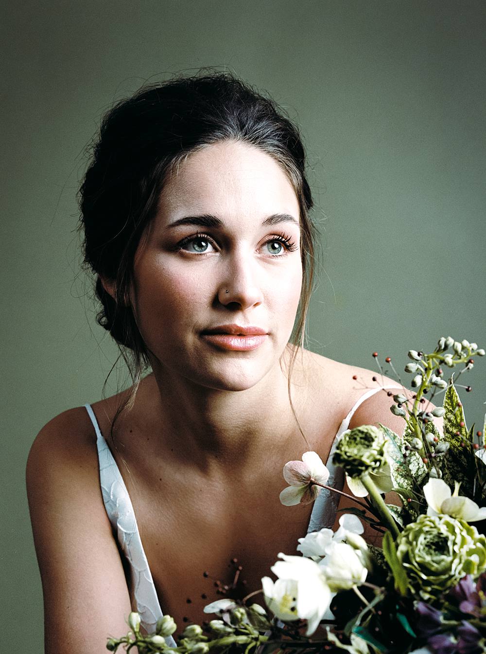 2002 charleston studio bridal portrait green seamless florals kodak portra 160 film strobes 00016_web