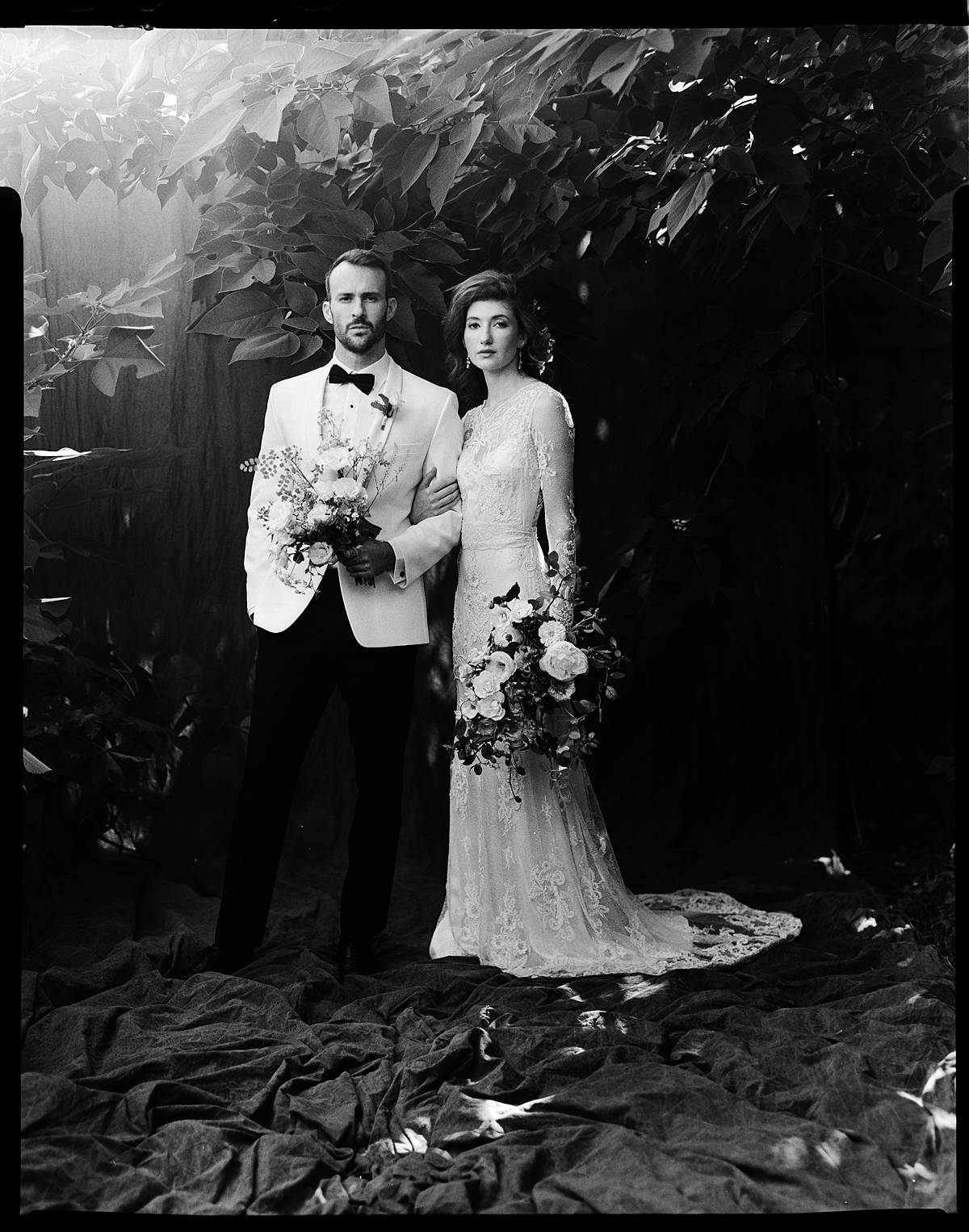 2006 charleston sc outdoor studio bride and groom portraits kodak film 00080_web