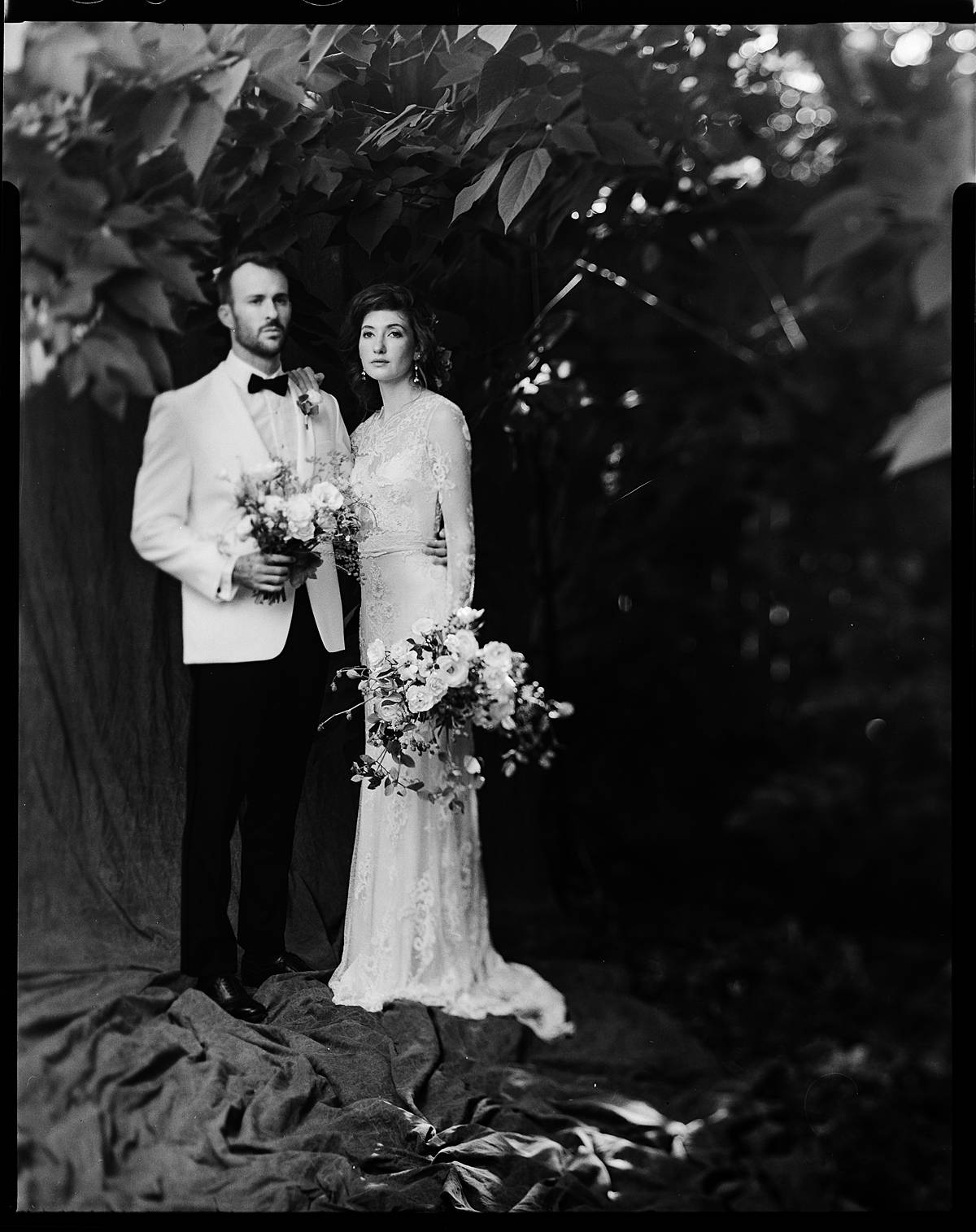 2006 charleston sc outdoor studio bride and groom portraits kodak film 00083_web