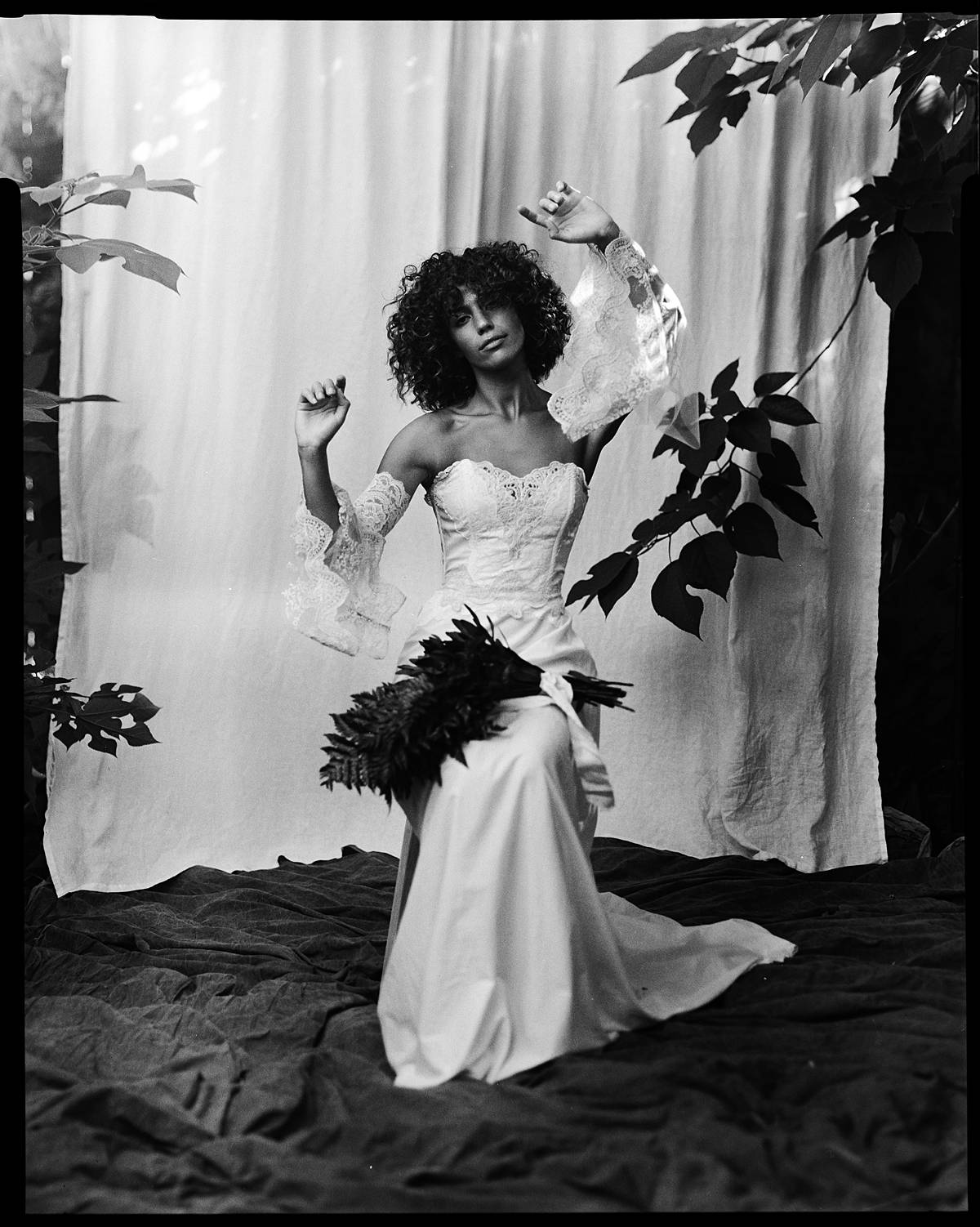 2006 kyleigh charleston sc backyard studio bridal large format tri x film 00001_web