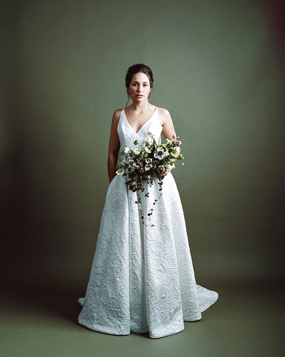 2002 charleston studio bridal portrait green seamless florals kodak portra 160 film strobes 00023_web