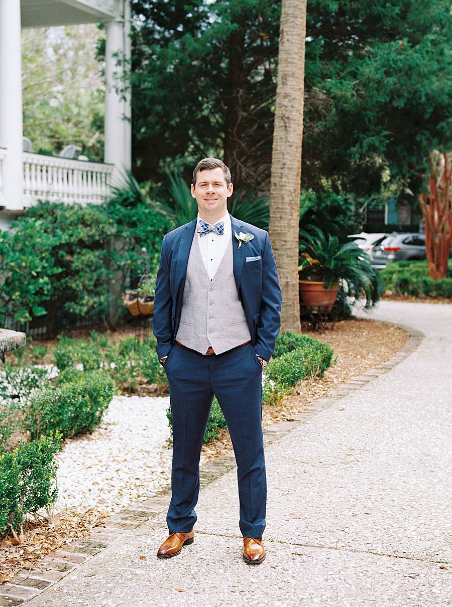 Erin and Matt's Cheerful Charleston Yacht Club Wedding