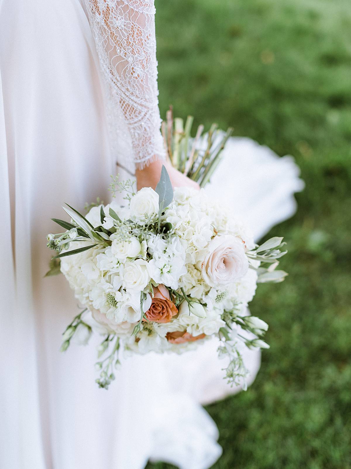 Perfect Summer Weather for a Northern Michigan Wedding at The Homestead ...