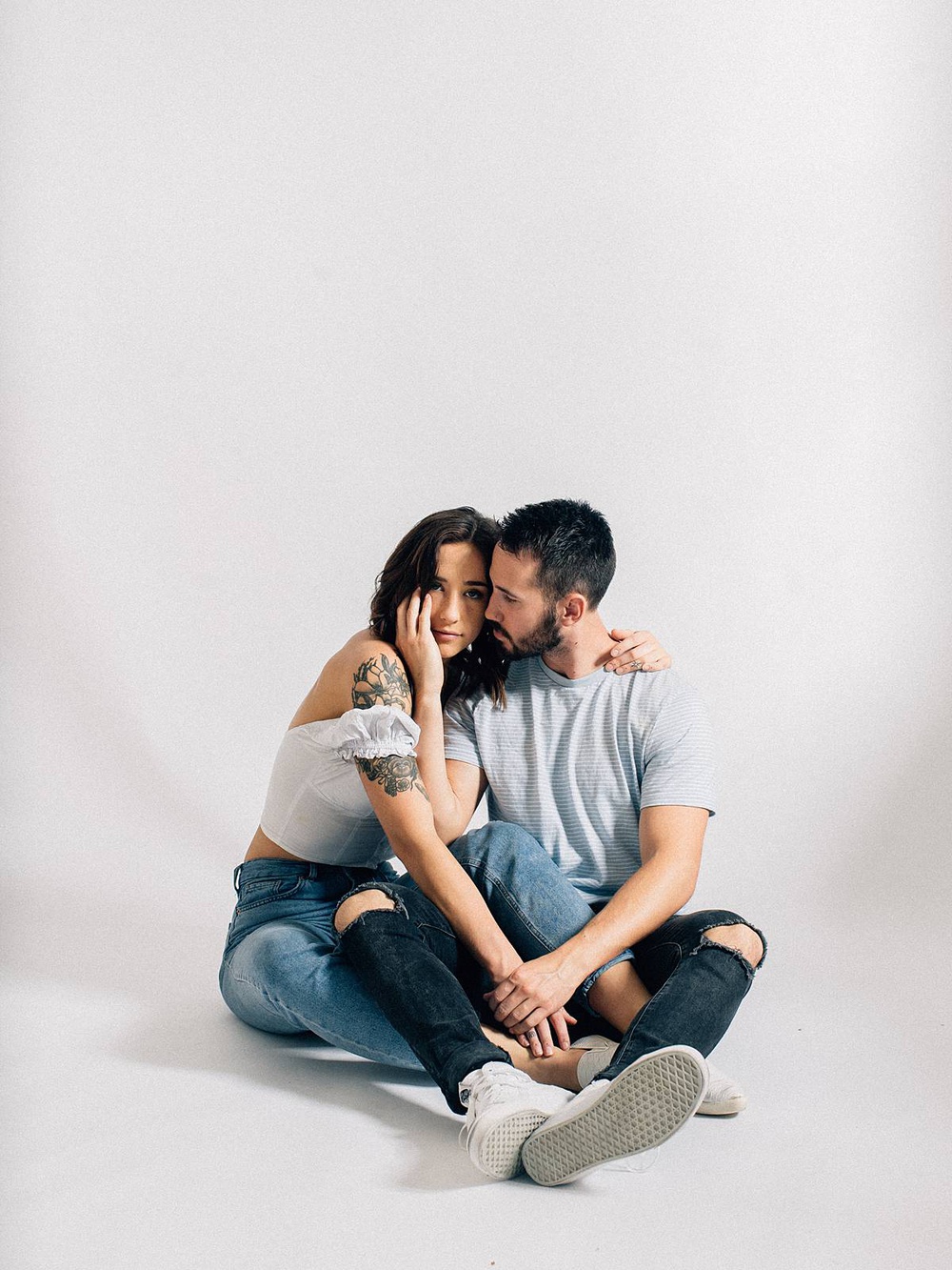 Sweet & Simple Posing Tips for LGBTQ+ Couples