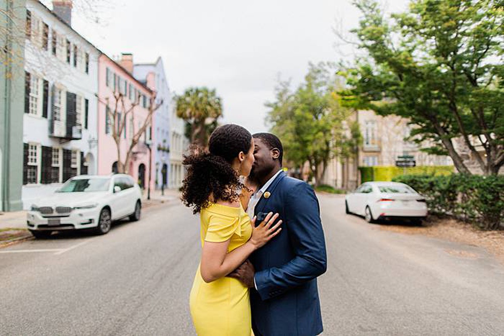 uploads/blog/stories/kadon-madeliene-engagement/.thumbnails/kadon-maddy-charleston-philidelphia-alley-rainbow-row-engagement-102_web.jpg/kadon-maddy-charleston-philidelphia-alley-rainbow-row-engagement-102_web-1000x0.jpg