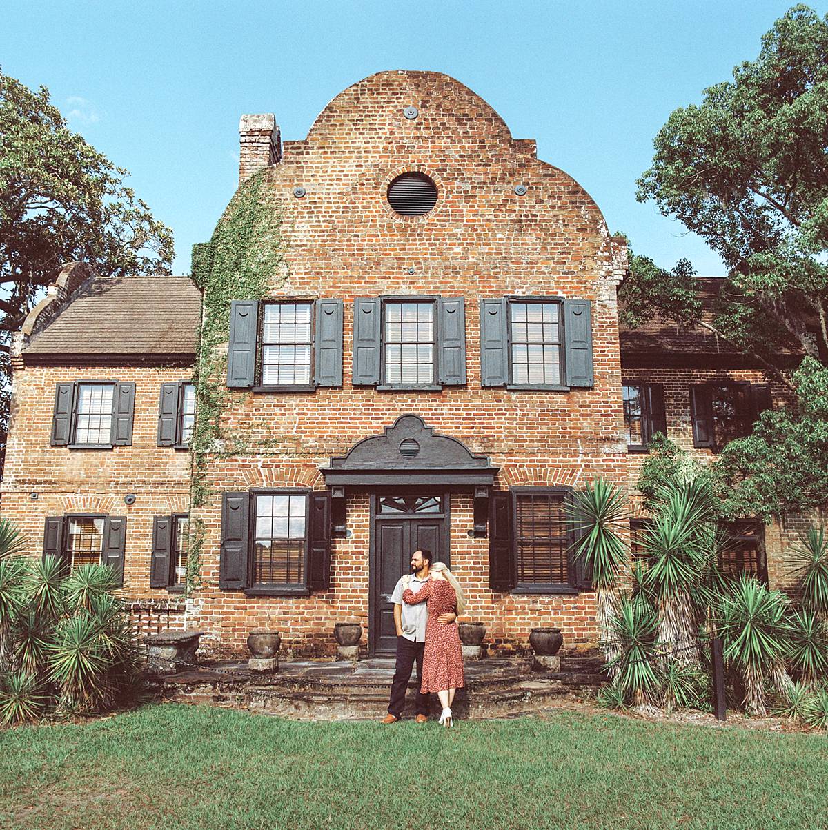 charleston sc engagement session portrait on kodak film with a hasselblad 202fa in front of inn