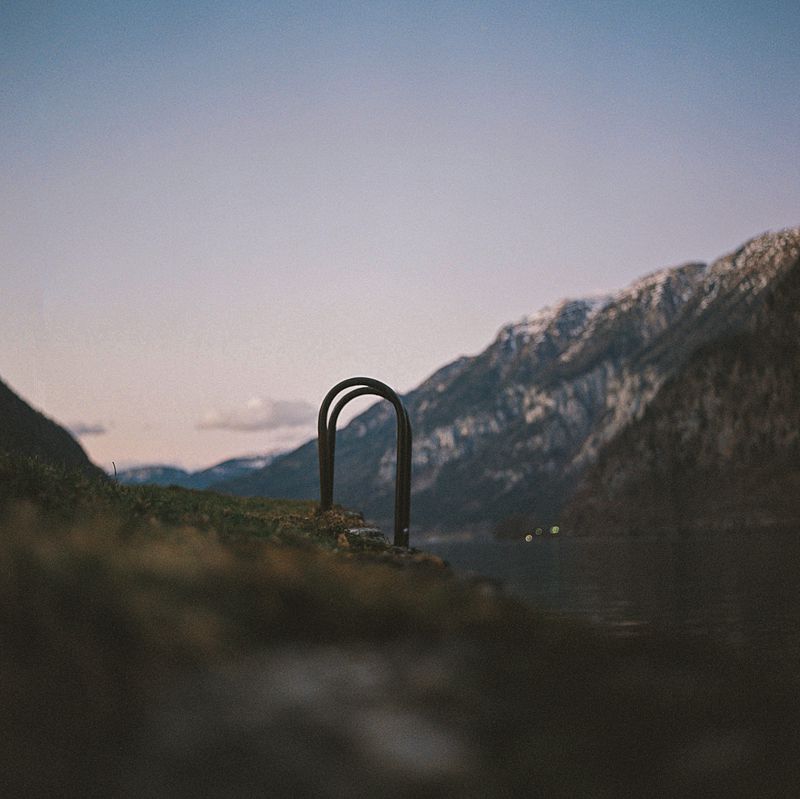 underexposed portra 800 medium format film shot in halstatt austria with zeiss tlr