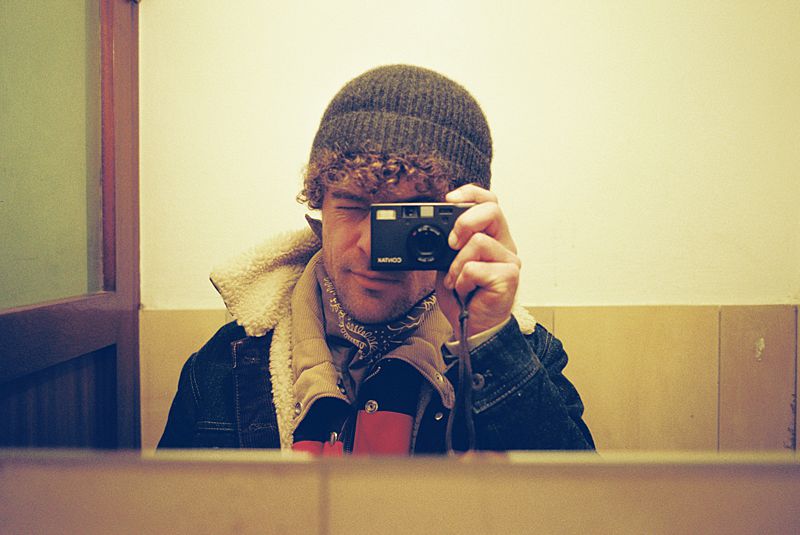 contax t3 film selfie in mirror on kodak gold 200 film in germany